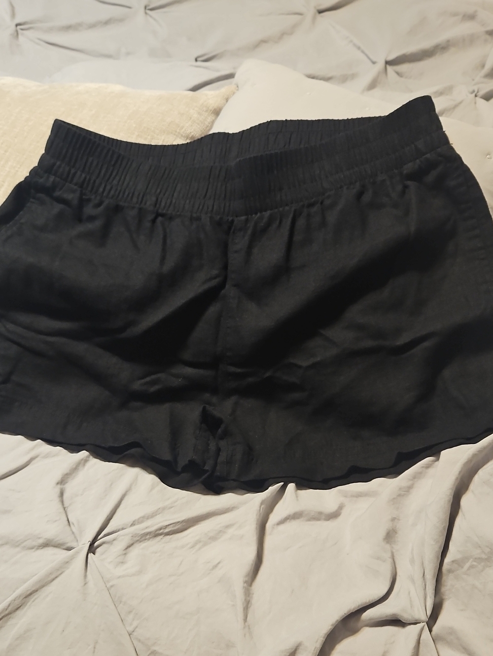 Old Navy Women's Black Relaxed Elastic-Waist Shorts